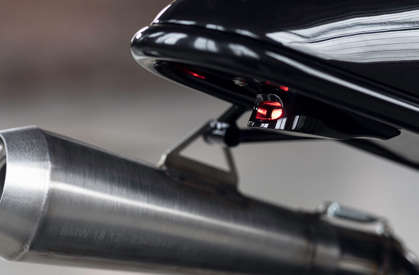 Razor Sharp Gas & Oil BMW R Nine T Return of the Cafe Racers