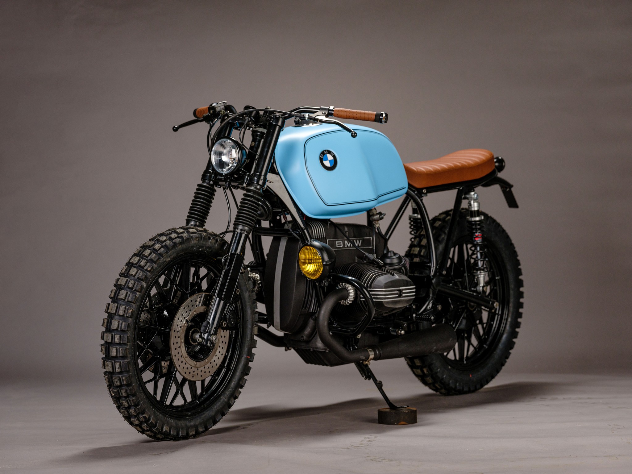 Custom 1982 BMW R65 Scrambler from AMP Motorcycles in Germany