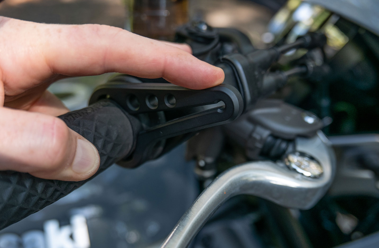 motorbike throttle lock