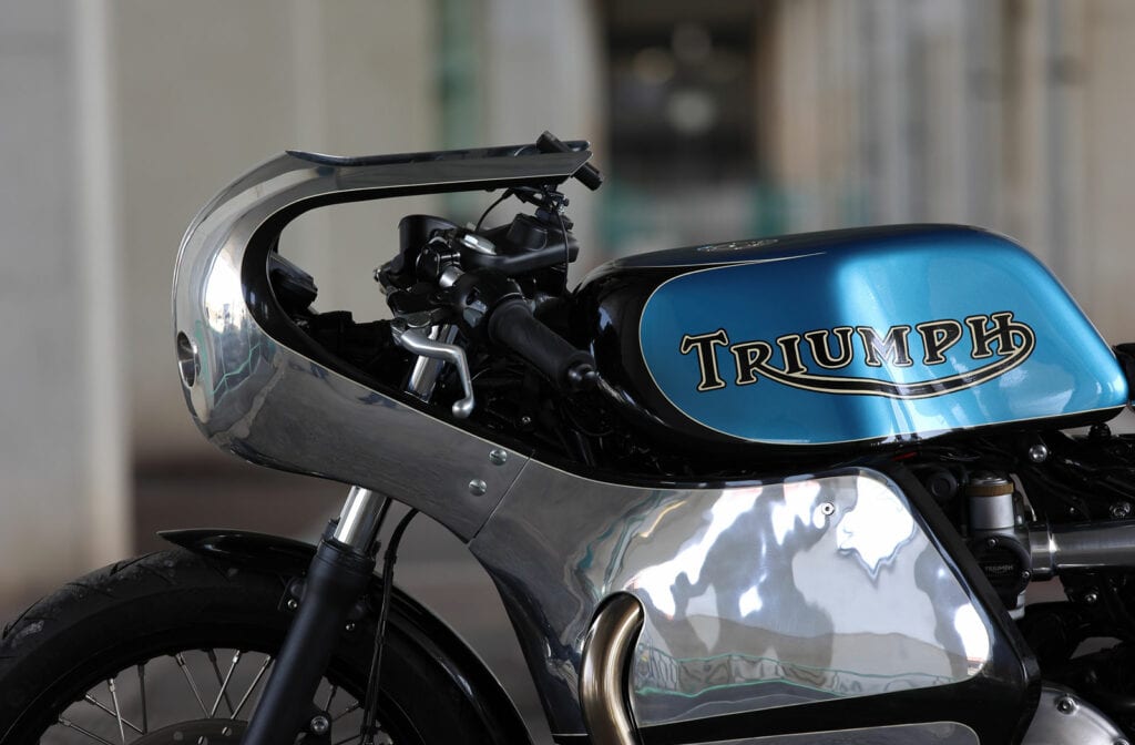 Hidemo Triumph Bobber Cafe Racer