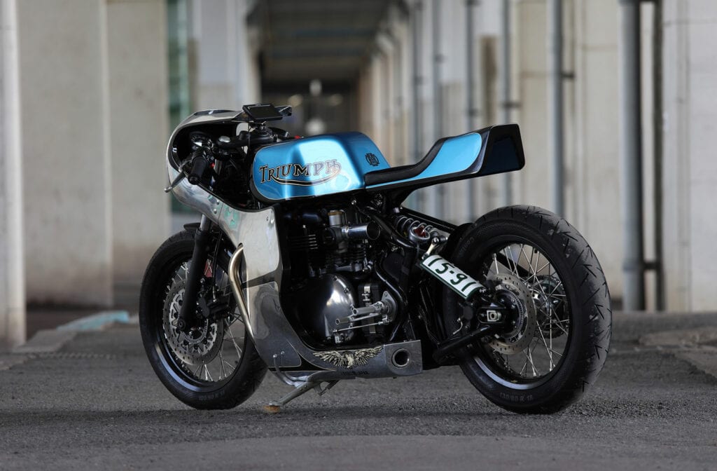 Hidemo Triumph Bobber Cafe Racer