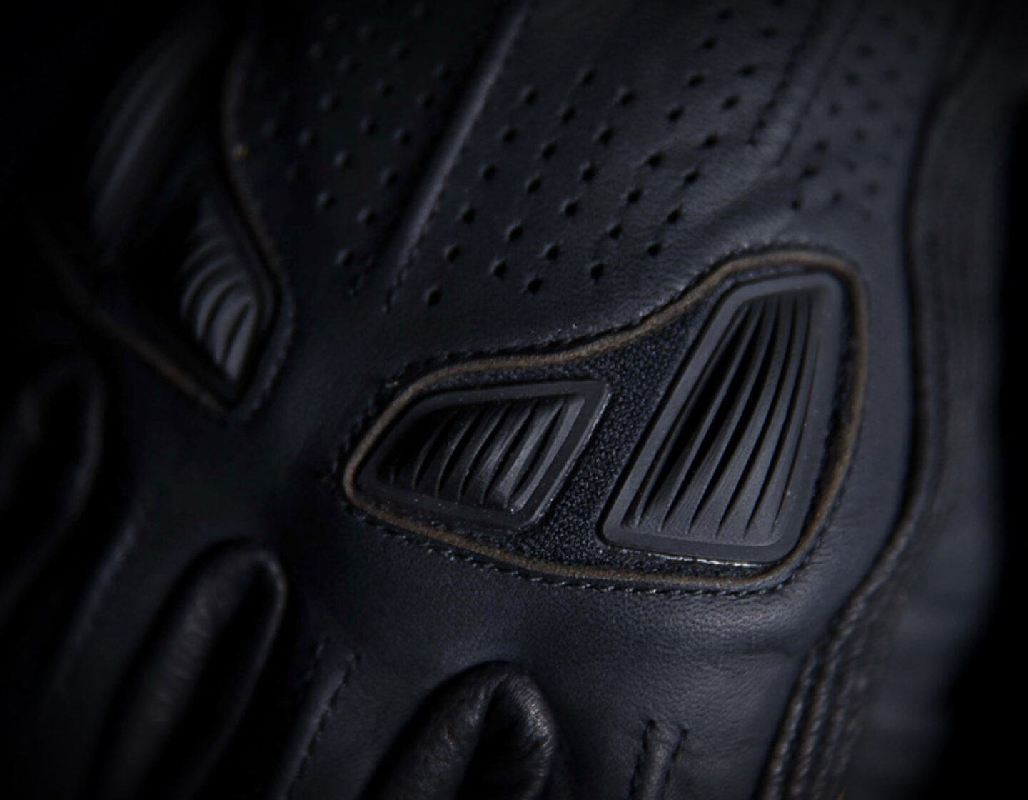 Icon 1000 Axys Gloves detail shot