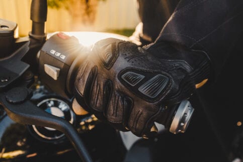 Icon 1000 Axys Gloves