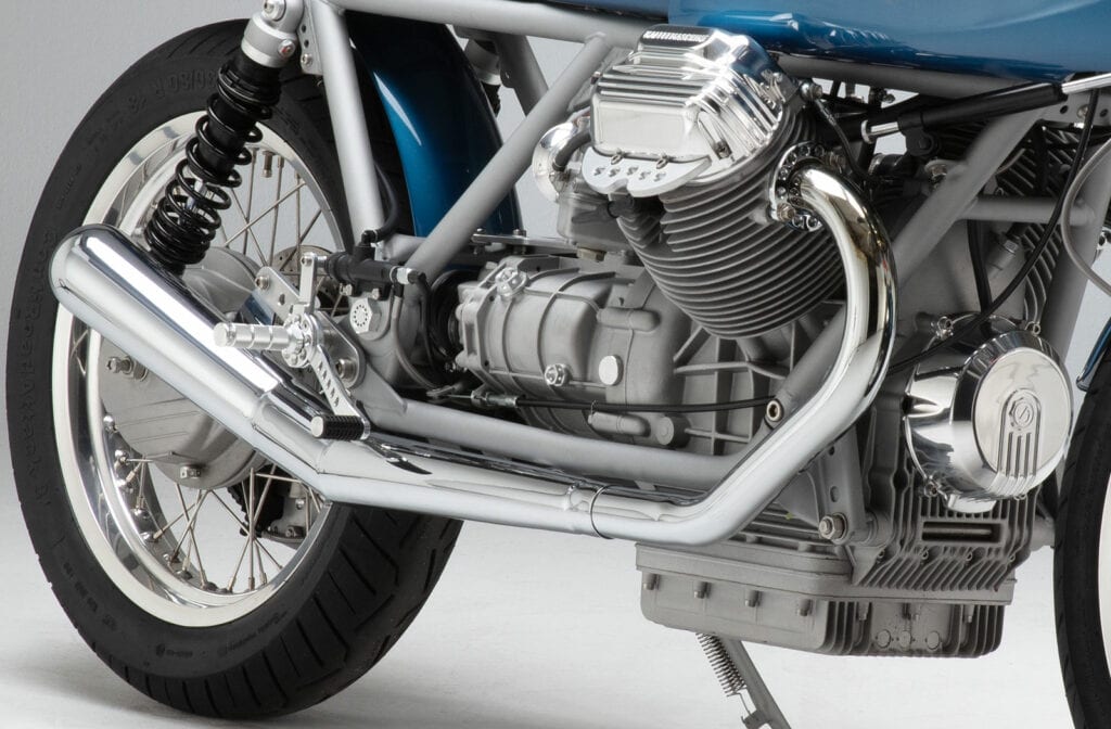 Moto Guzzi Le Mans 3 engine