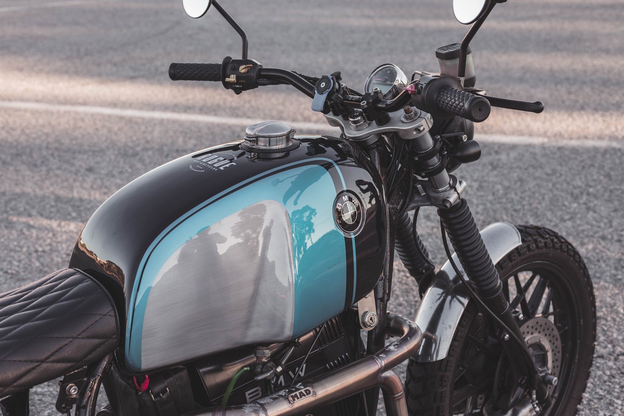 BMW Street Scrambler fuel tank