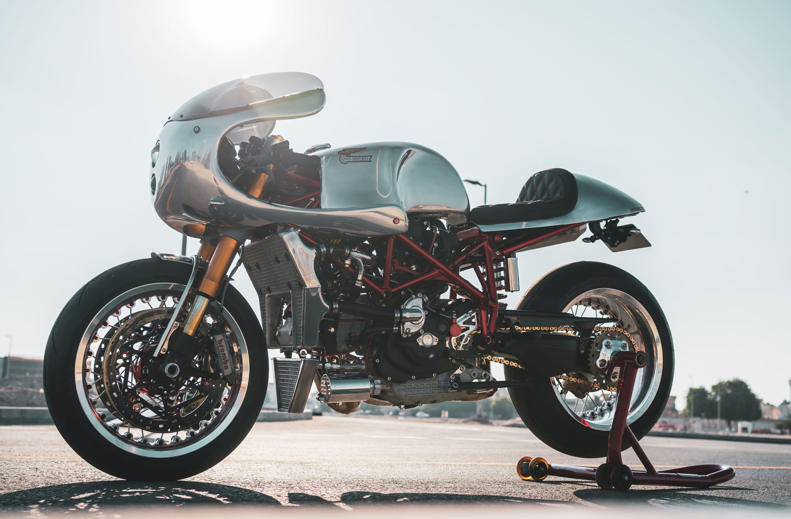 Ducati 996 cafe racer