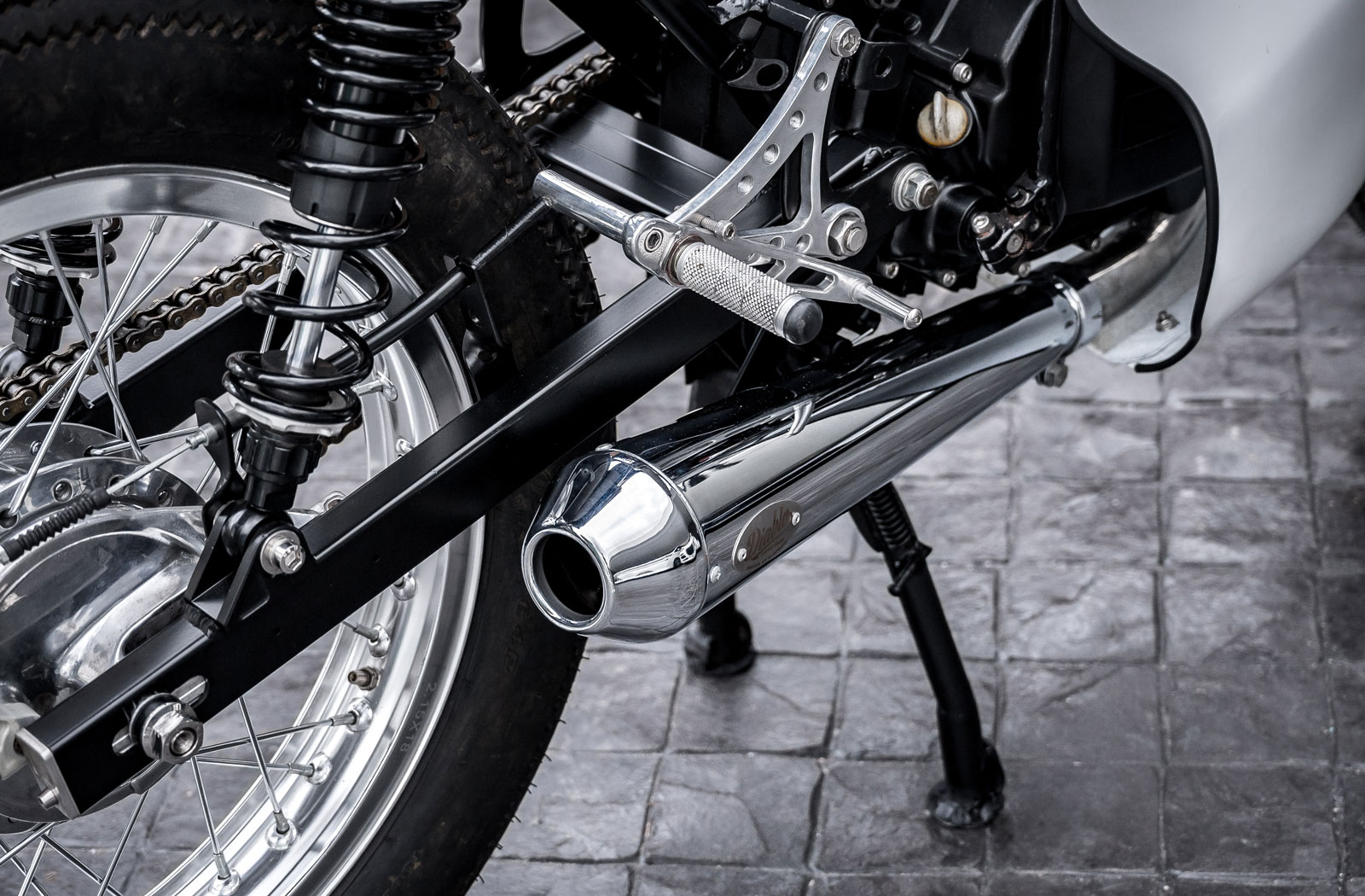 Honda 125 Megaphone exhaust