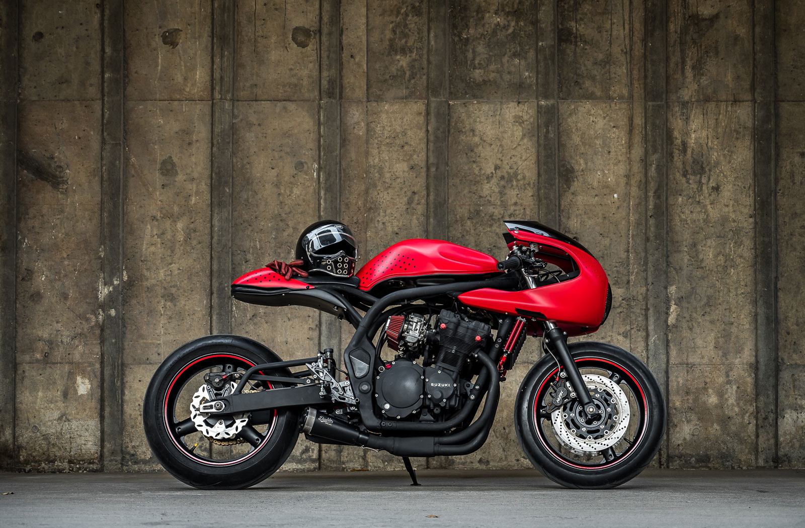 Red Devil - K-Speed Suzuki Bandit 600 - Return of the Cafe Racers