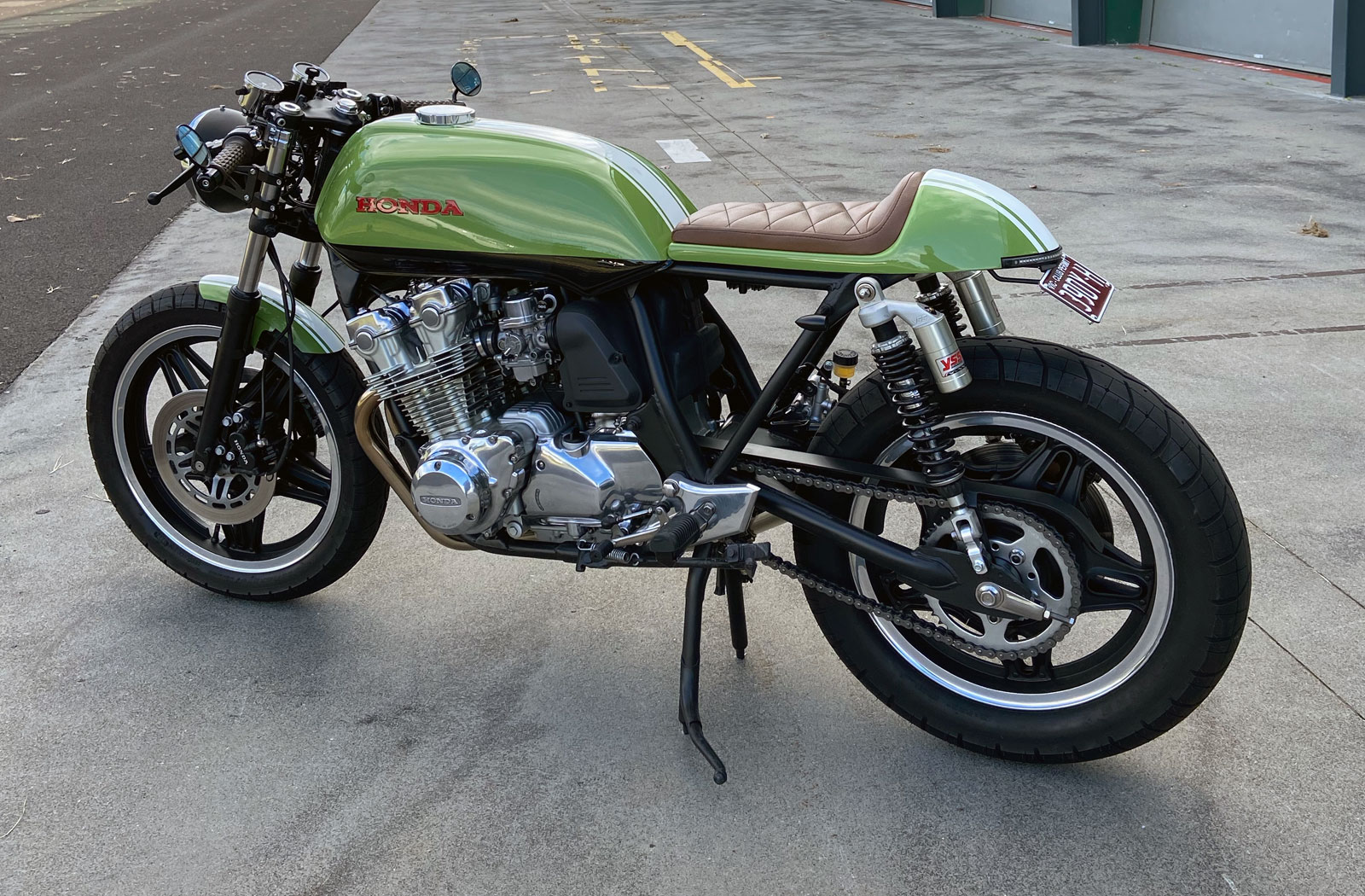 Honda CB750F cafe racer