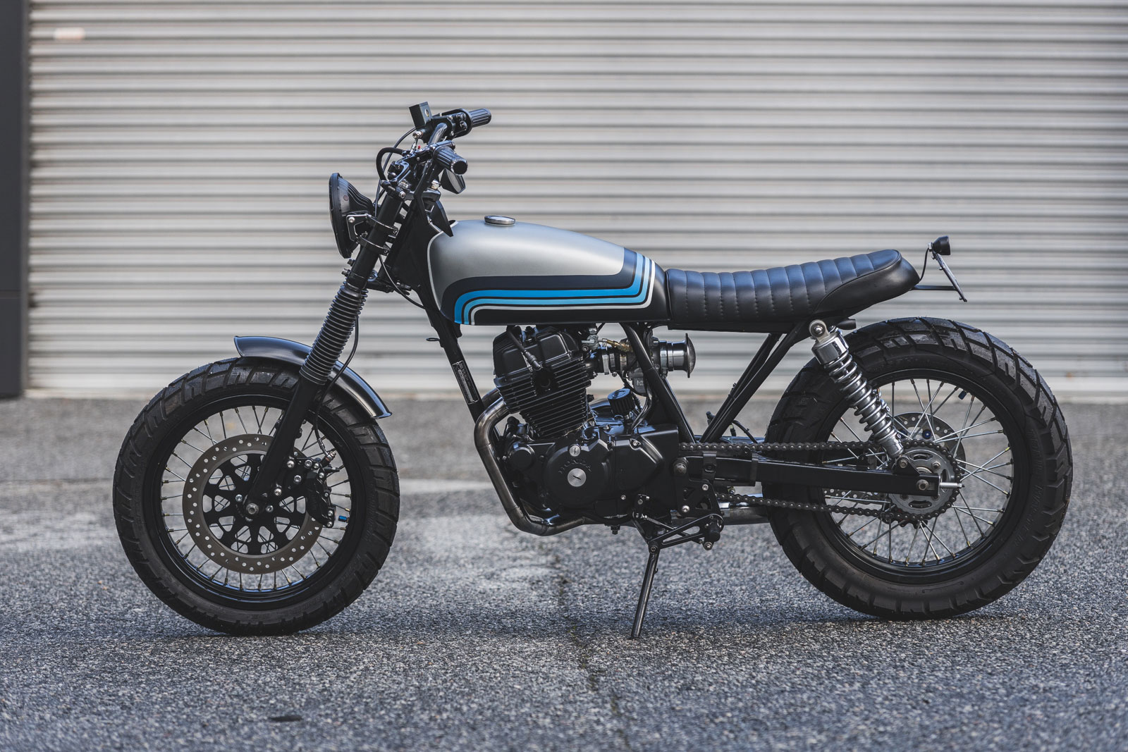 Honda CB250 street scrambler