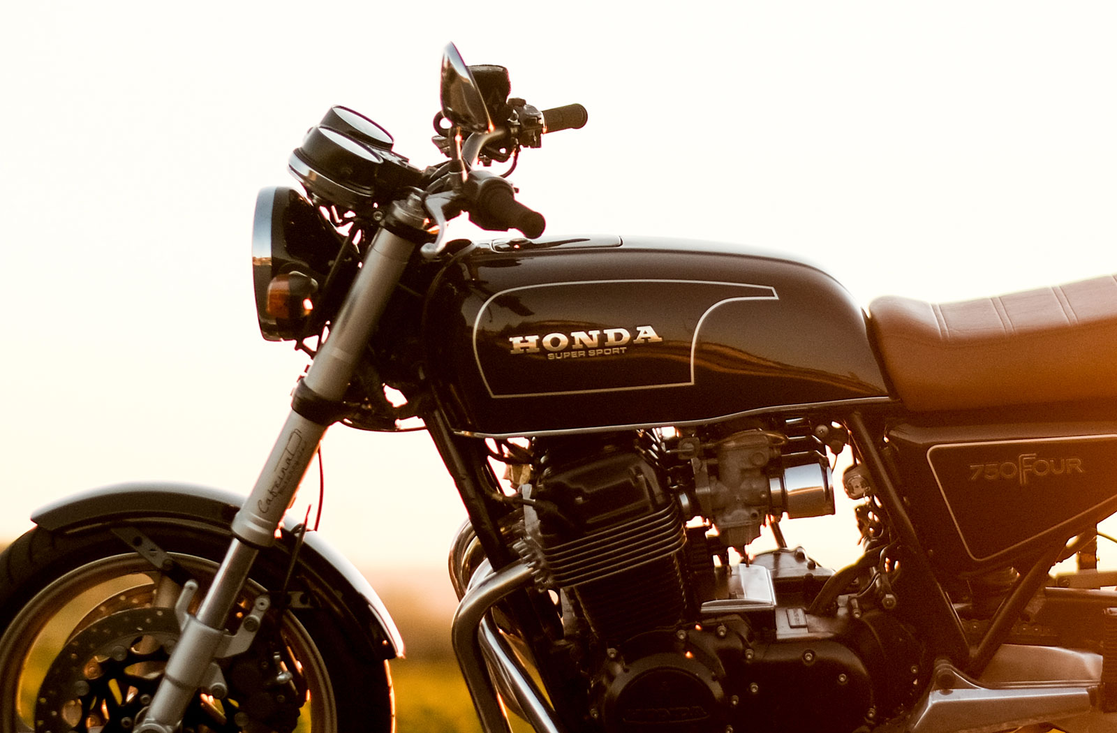 Honda CB750 resto-mod