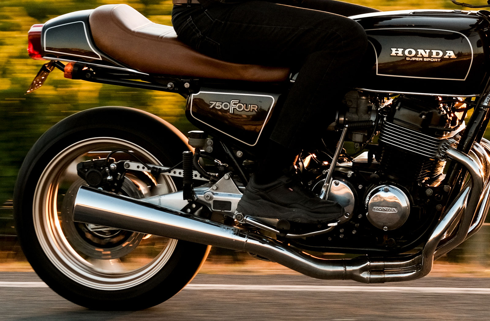 Honda CB750 resto-mod