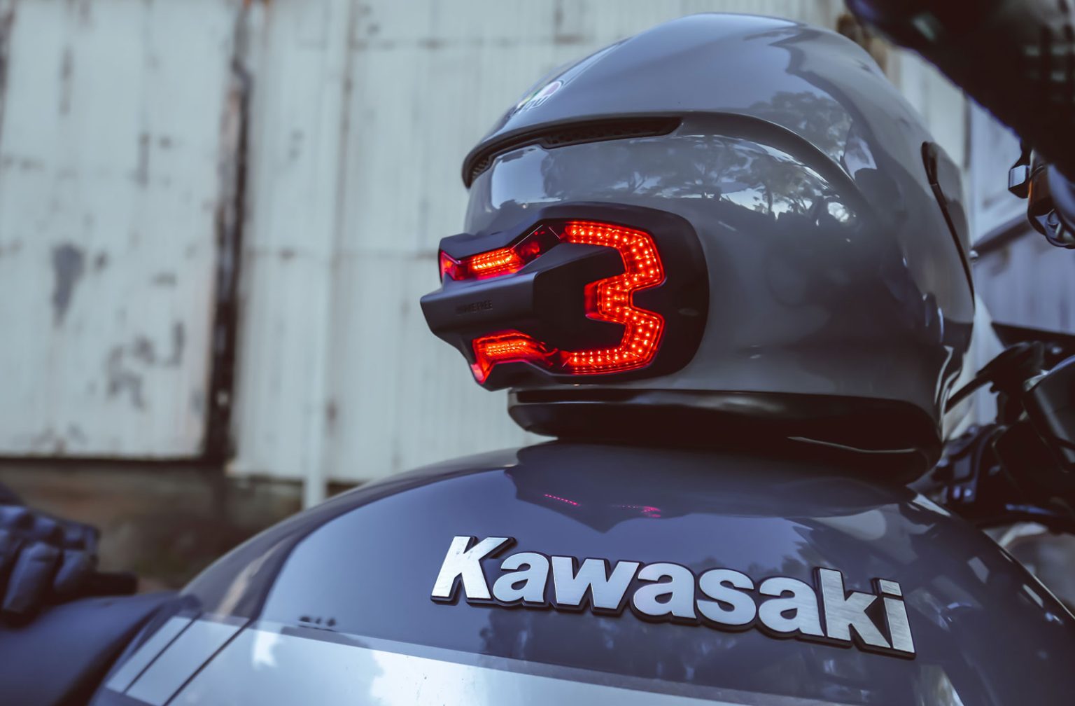 Brake Free Light Review Return of the Cafe Racers