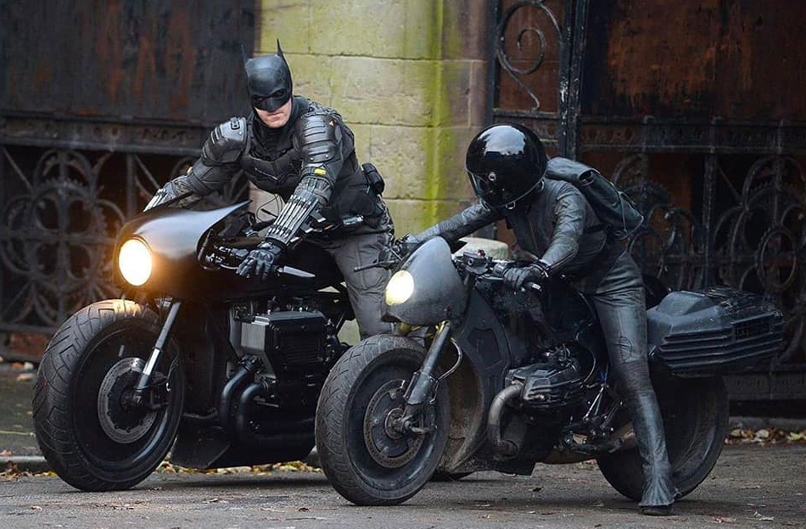 the-batman-catwoman-motorcycle-2.jpg
