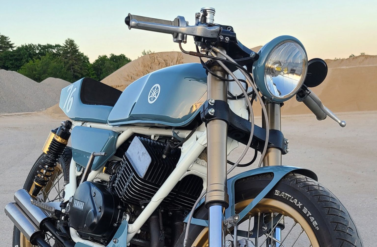 On a Budget Coti Sanders Yamaha RD400 Return of the Cafe Racers