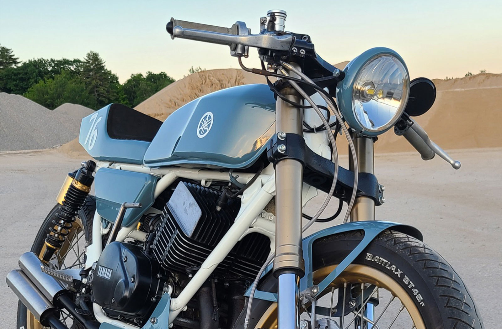 Coti Sanders Yamaha RD400 cafe racer