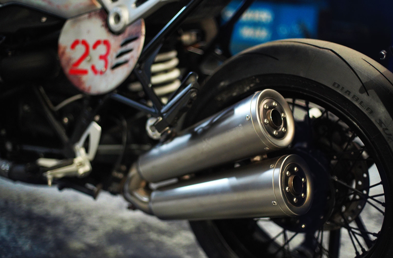 BMW R9T cafe racer