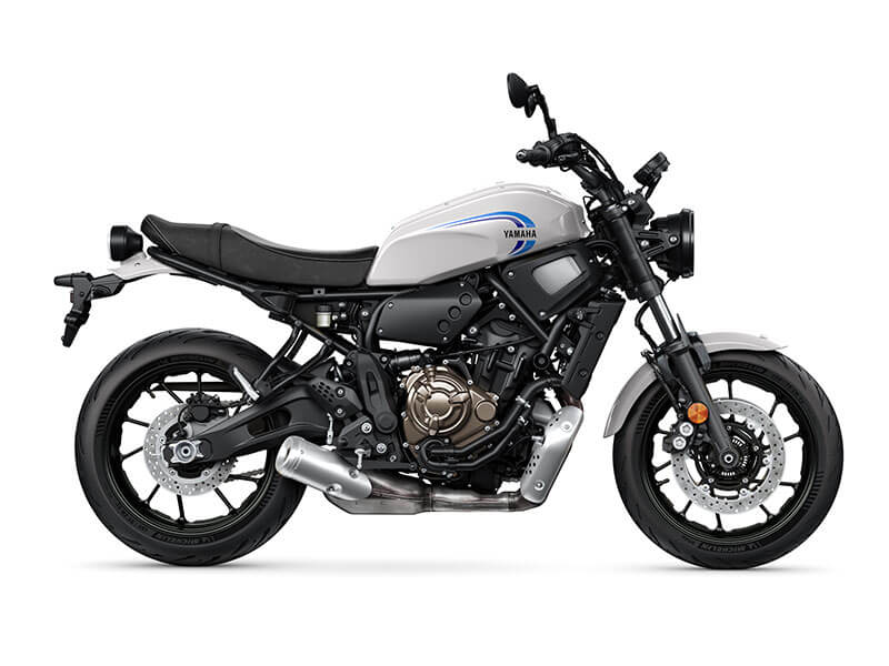 A 2020 Yamaha XSR700 motorcycle in Heritage White and blue