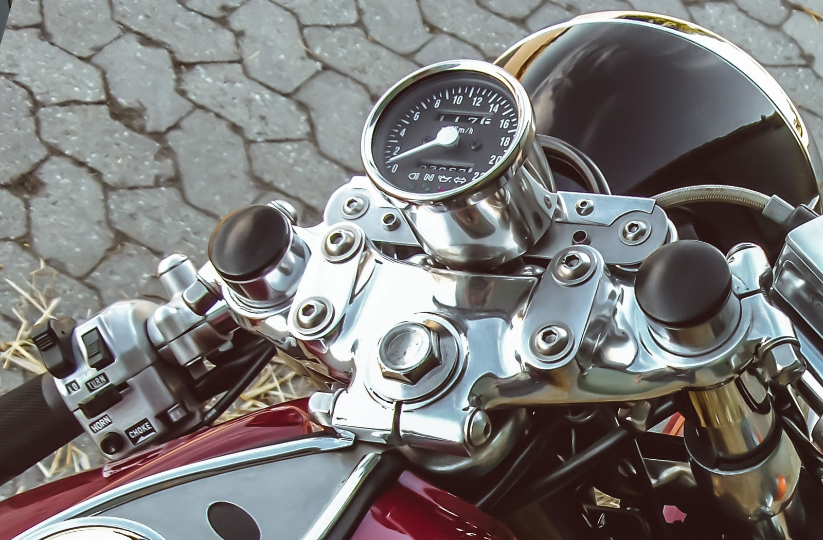 Worth the Effort - Stefan's 'Resultat' Yamaha XJ650 Cafe Racer