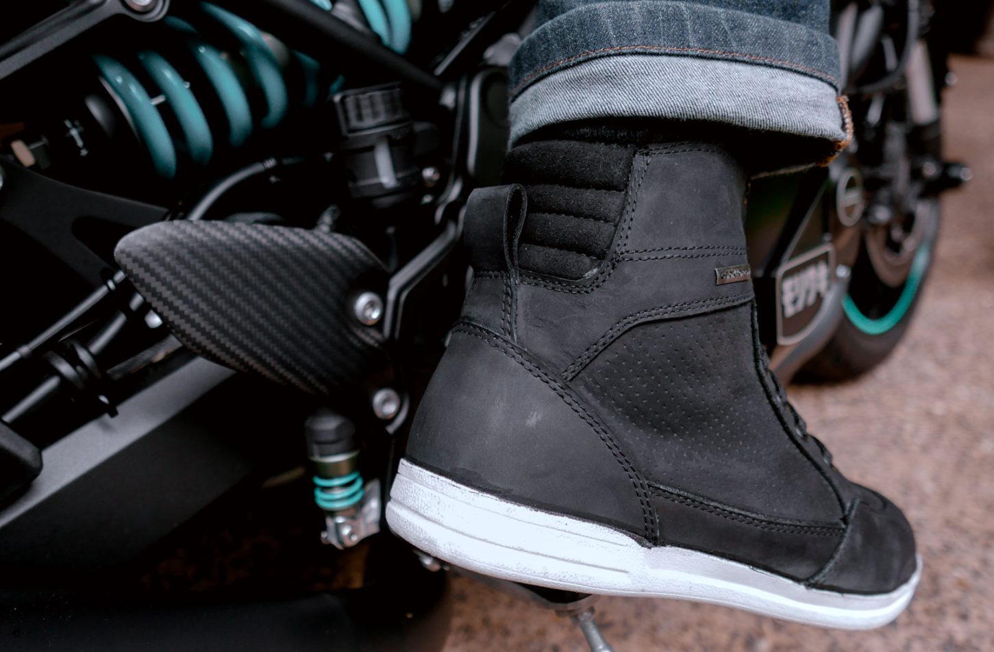 Riding Gear Review Oxford Kickback Air Motorcycle Boots