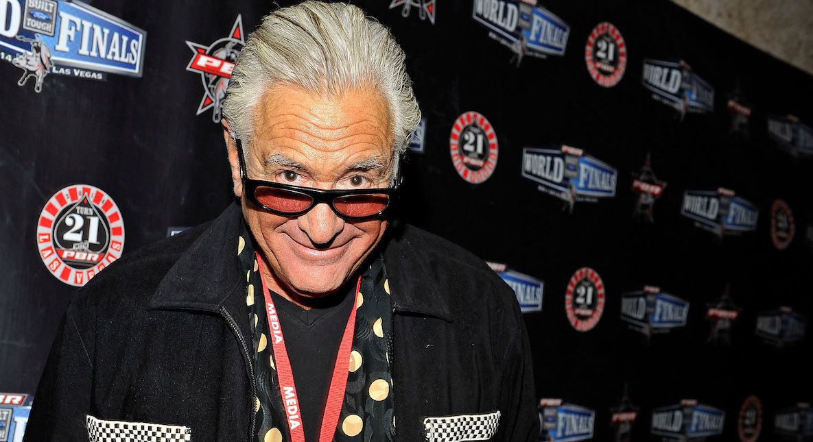 Barry Weiss, and American director and bike lover. Media sourced from Distractify. 