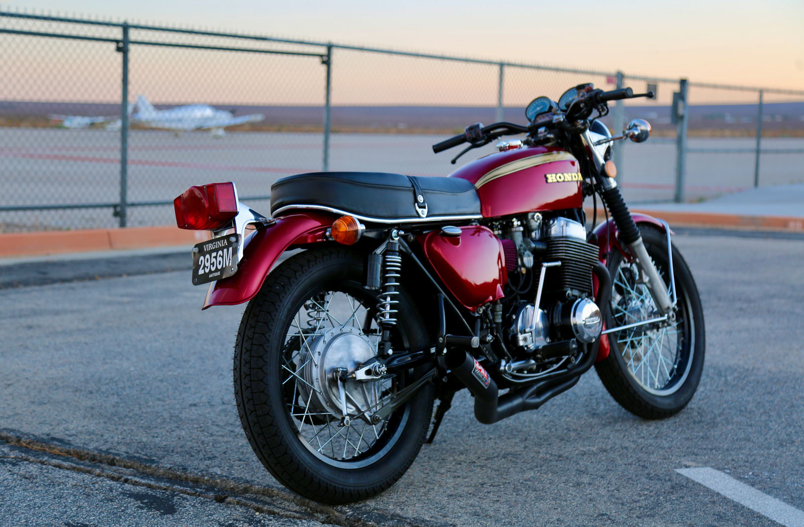 Honda CB750 restoration and mod