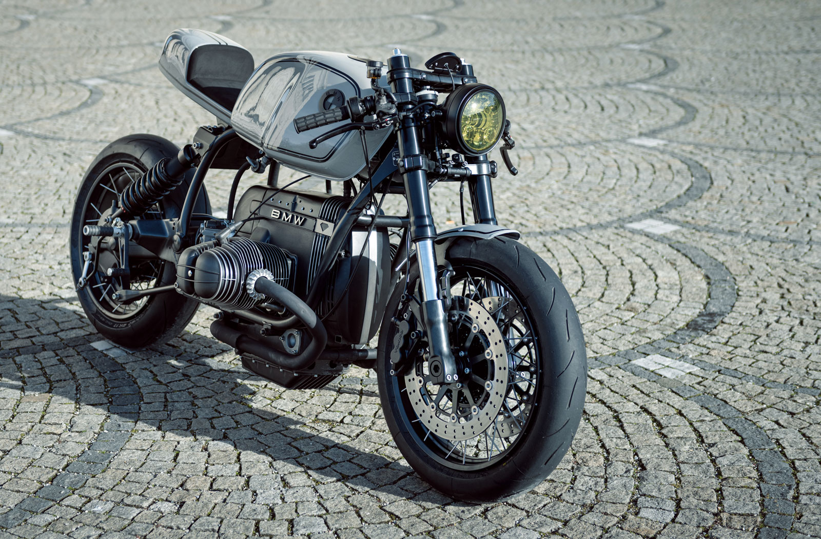 Diamond Atelier BMW R100R Paralever cafe racer