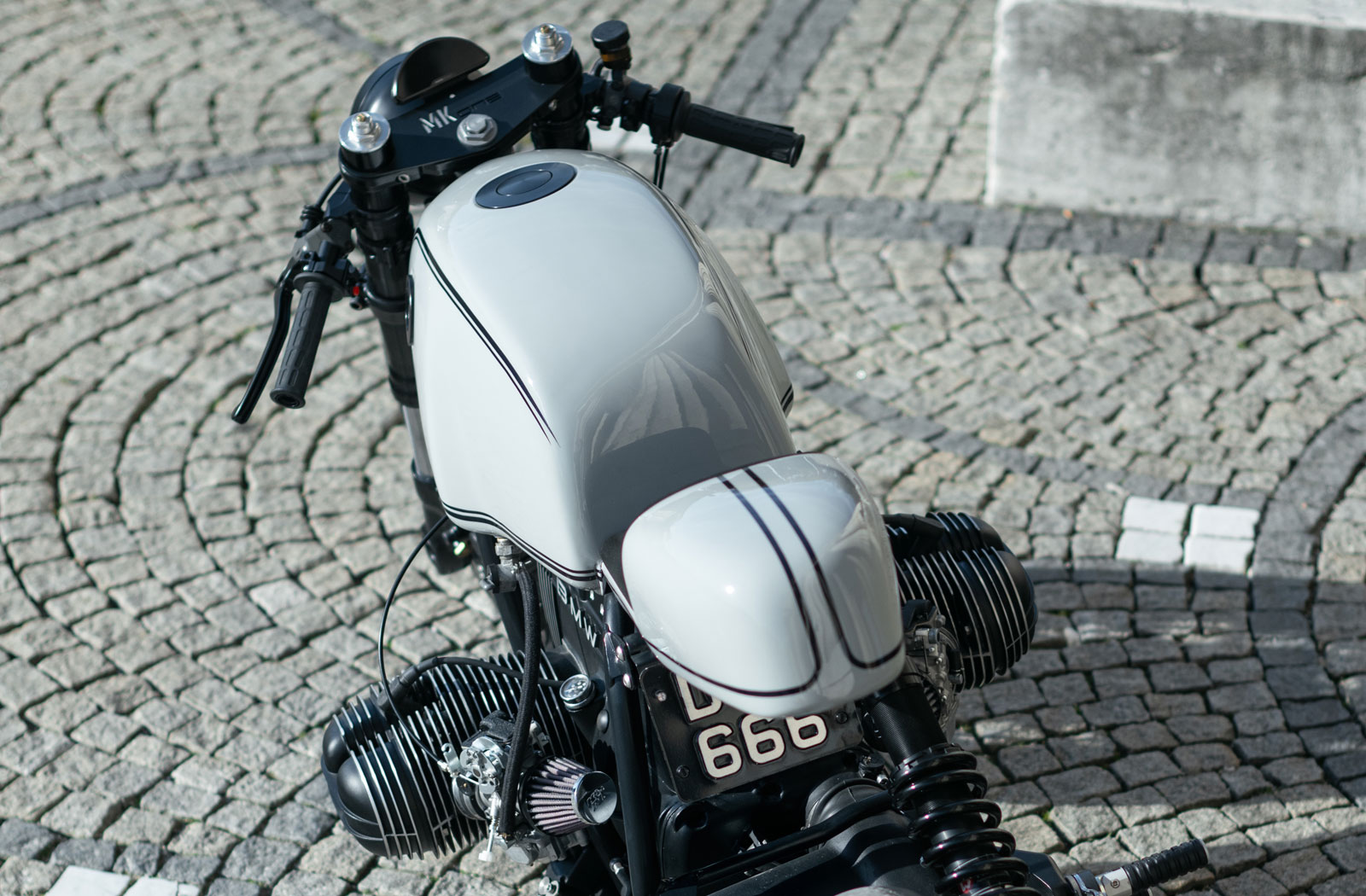 Diamond Atelier BMW R100R Paralever cafe racer