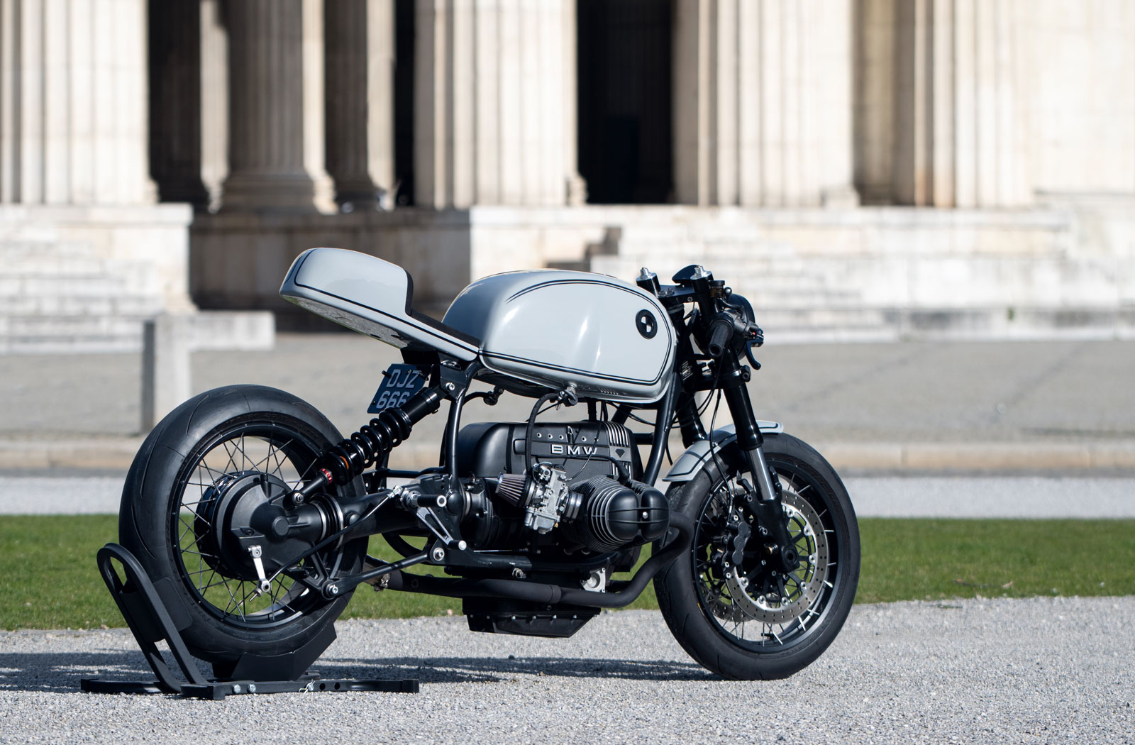 Diamond Atelier BMW R100R Paralever cafe racer