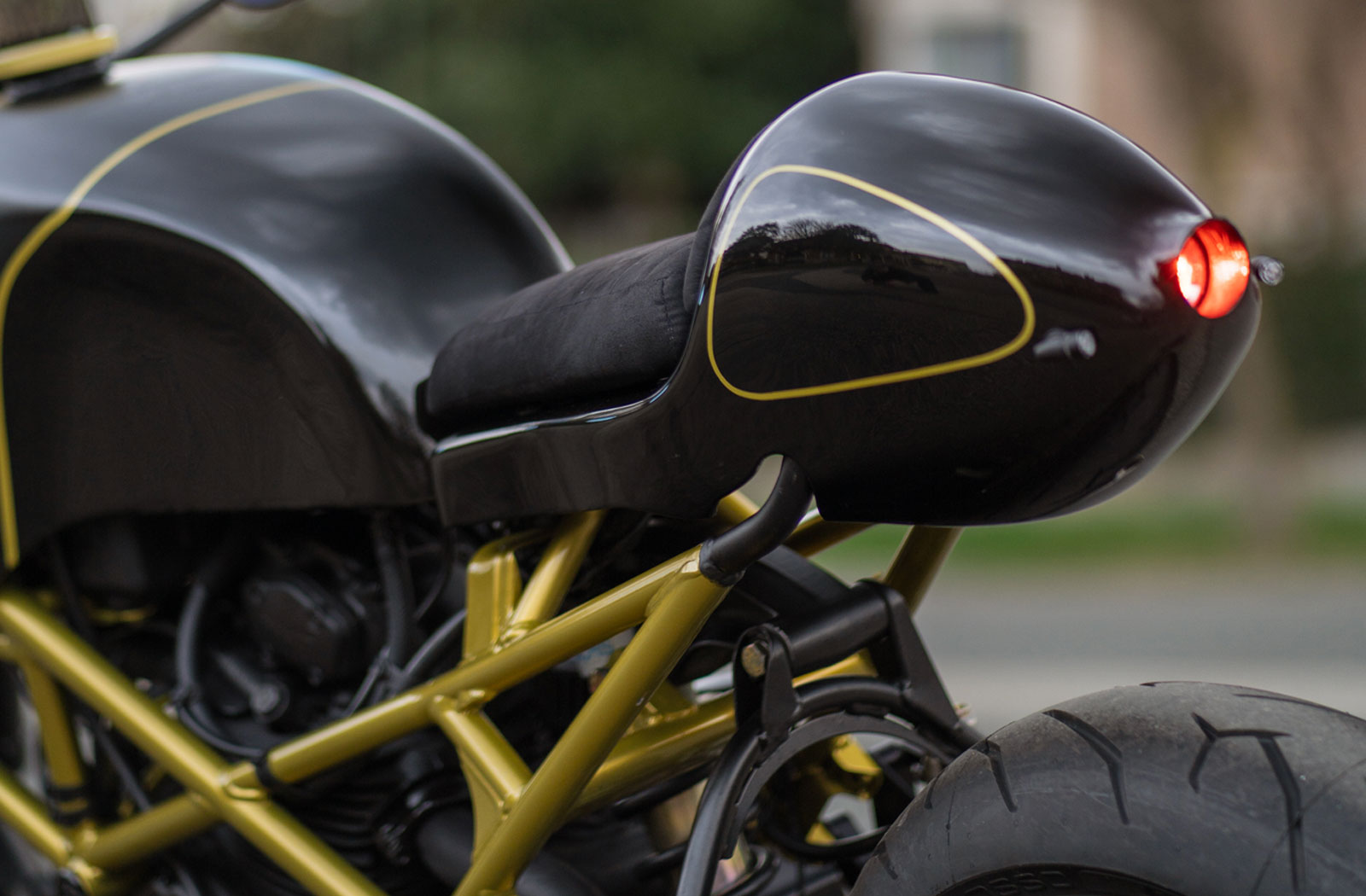 Ducati Monster 600 cafe racer