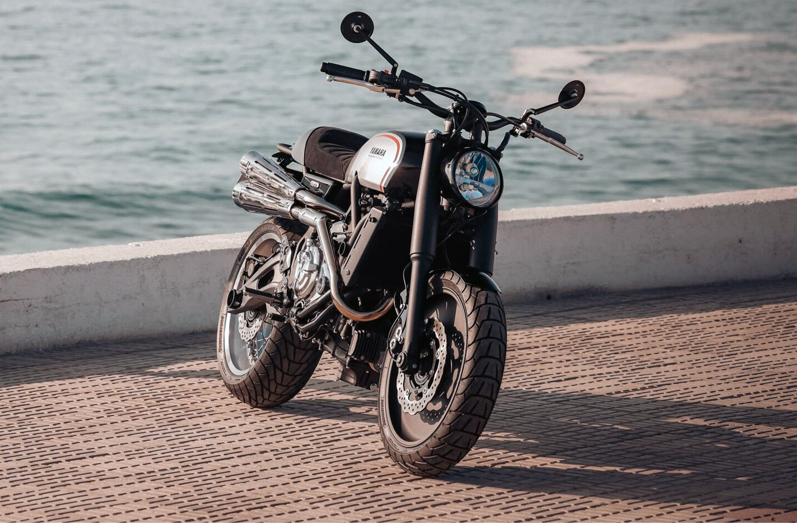 Rua Machines XSR700 Scrambler