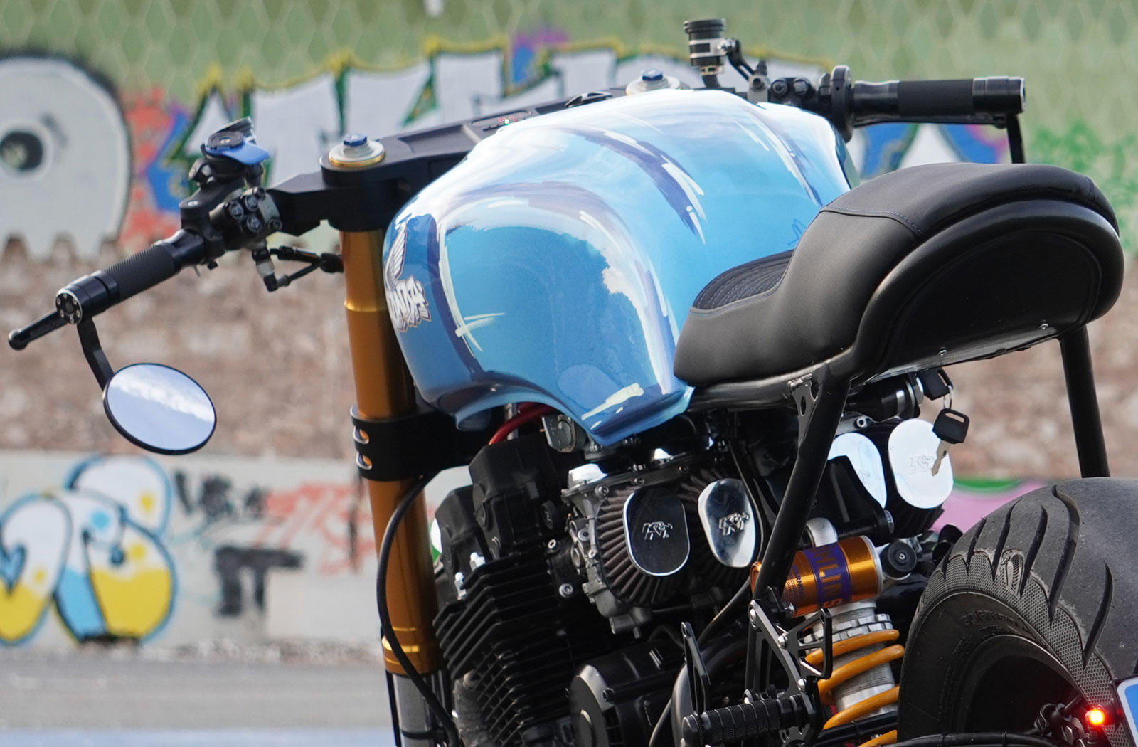 The Flávia: Unik Edition Honda CBX750 - Return of the Cafe Racers