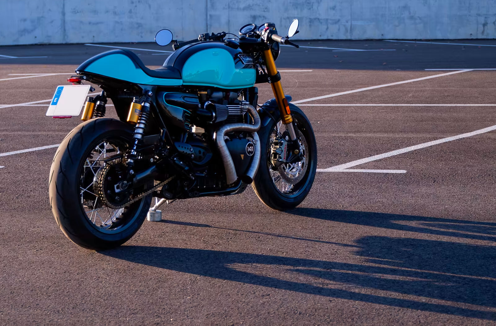 Tamarit Motorcycles custom Triumph Thruxton R