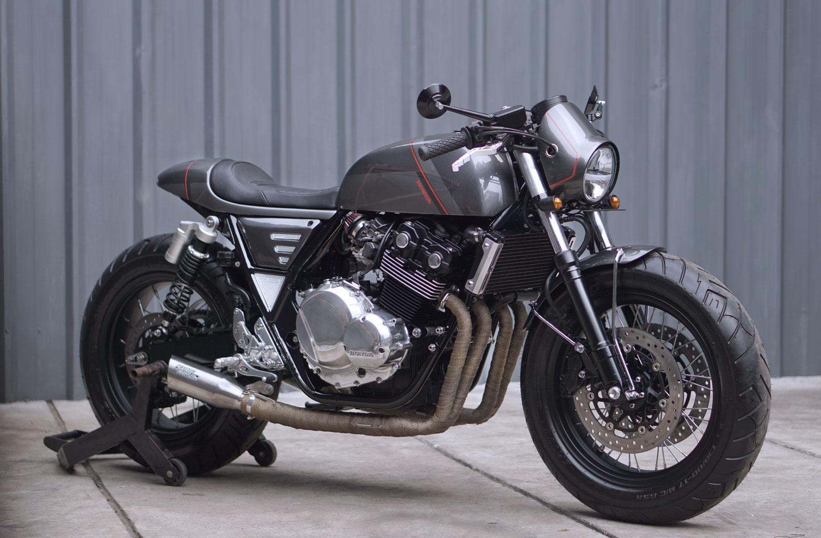 Katros Honda CB400 cafe racer