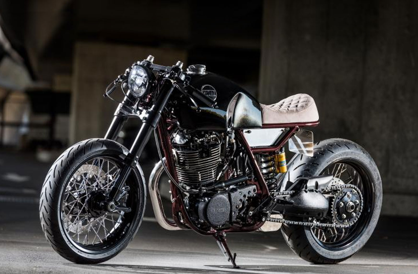 Candy MC Labs Yamaha SR400 cafe racer